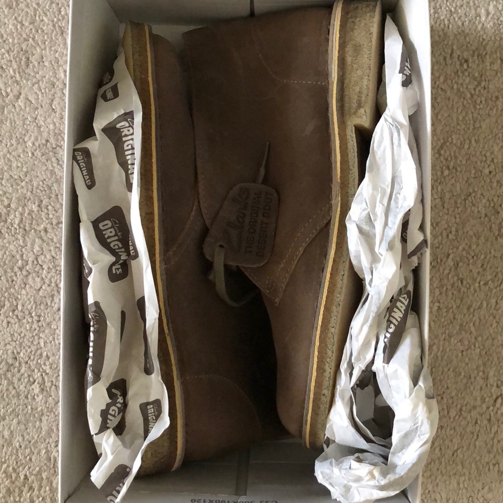 BRAND NEW - Clark’s Original Leather Desert Boot